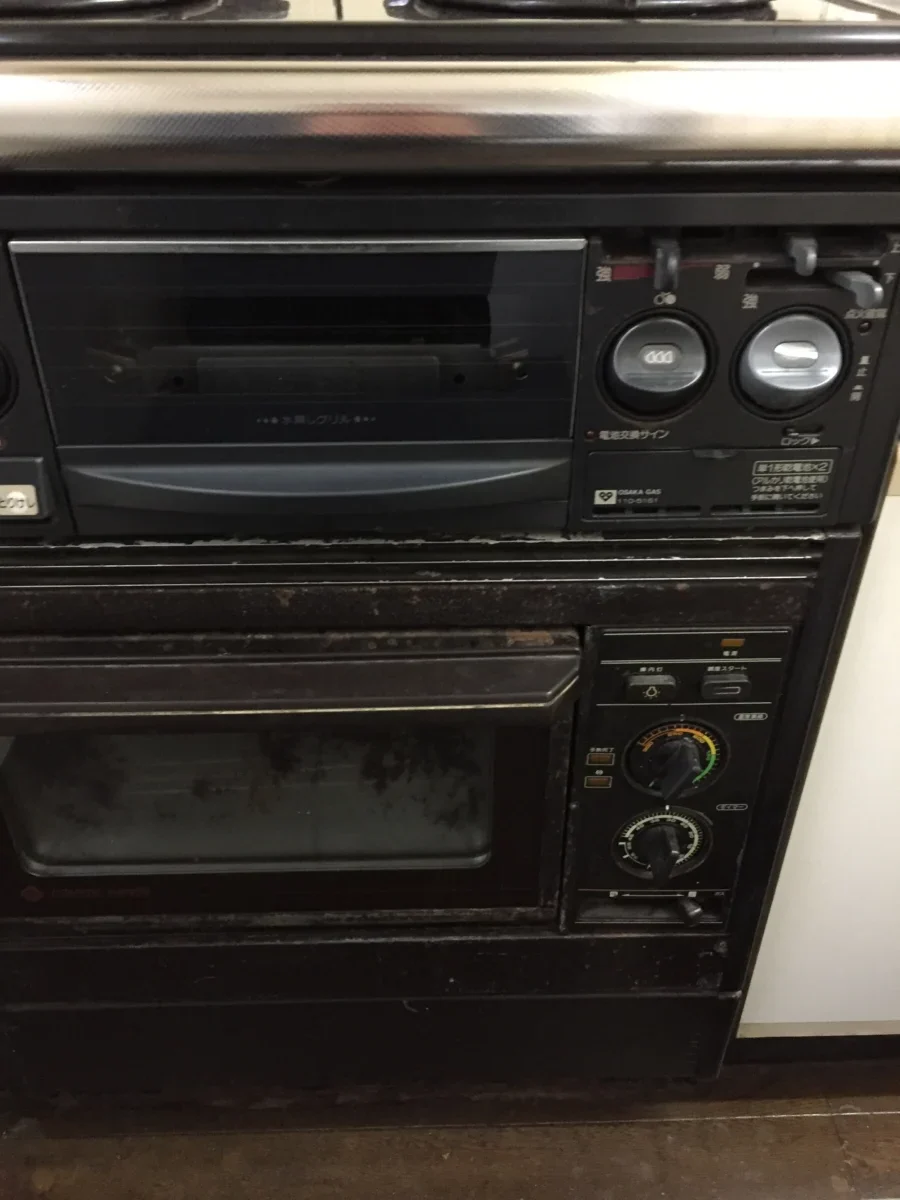 コンロ下のオーブン撤去リフォーム