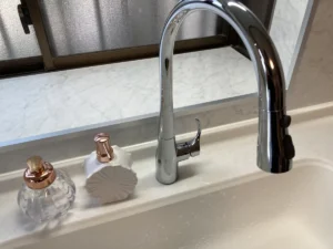 高槻市でトクラスキッチンBb施工事例｜平野区のお客様よりご紹介！下地調整の重要性も解説