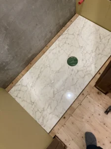 【平野区】トイレの臭い・掃除を解決！ハイドロセラフロア施工事例｜太陽ホーム